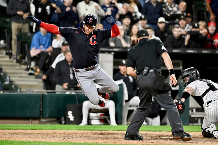 White Sox get walk-off win over Guardians